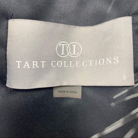 Tart Collections Vegan Feather Vest size Sm - Picture 2 of 5